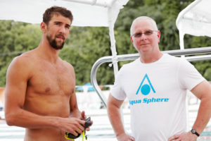 Michael Phelps e Bob Bowman (Ap photo)