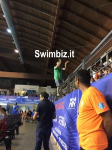 Cori e tifo da stadio