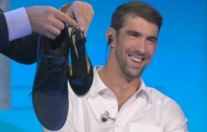 Il confronto tra le scarpe di Michael Phelps e Luciana Littizzetto (Che tempo che fa)