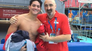 Il campione olimpico Joseph Schooling con l'ex Ct Sergio Lopez Mirò